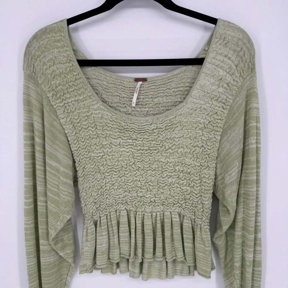 FREE PEOPLE FREE SPIRIT SMOCKED PEPLUM TOP SEAFOAM GREEN‎ SMALL